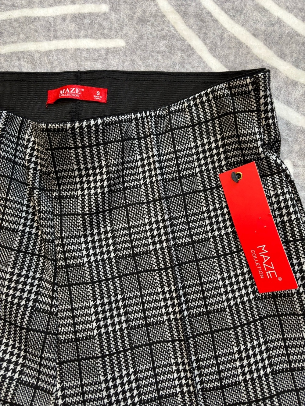 Maze Collection, Pull-On Pants, Plaid Skinny, Black, Gray, Grey, Small, S, NWT - Picture 3 of 8